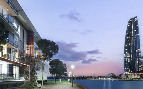在悉尼的家门口缩小规模，俯瞰巴兰格罗："你感觉自己生活在水面上"