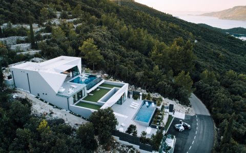 世界上最好的房子克罗地亚一个历史悠久的岛屿上的超豪华悬崖边别墅的内部情况