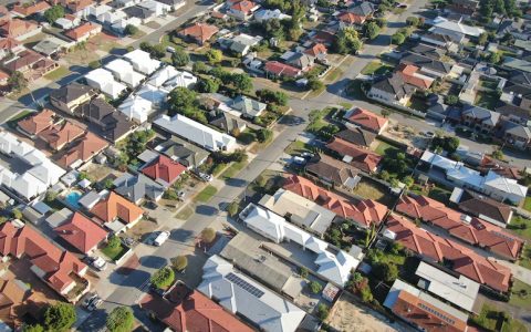 澳洲央行承认快速升息迫使部分人被迫出售房产