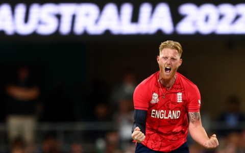 英格兰在布里斯班举行的男子T20板球世界杯中以20分的优势击败了新西兰队